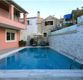 7 bedroom seaside villa with pool, Kassiopi, sleeps 13
